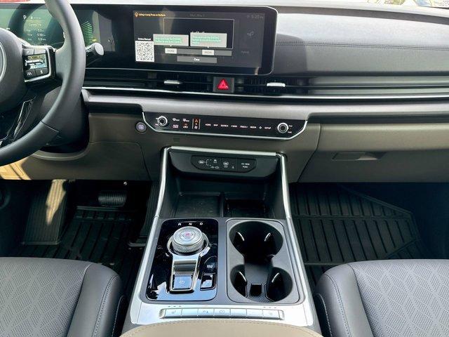 new 2025 Kia Carnival Hybrid car, priced at $44,130