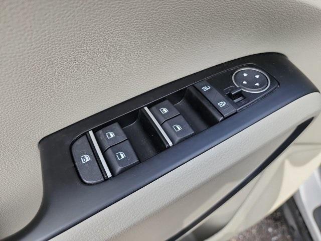 used 2020 Kia Soul car, priced at $17,499