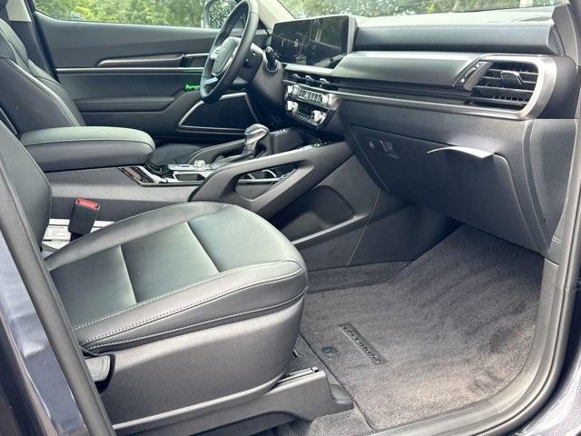 new 2025 Kia Telluride car, priced at $40,590