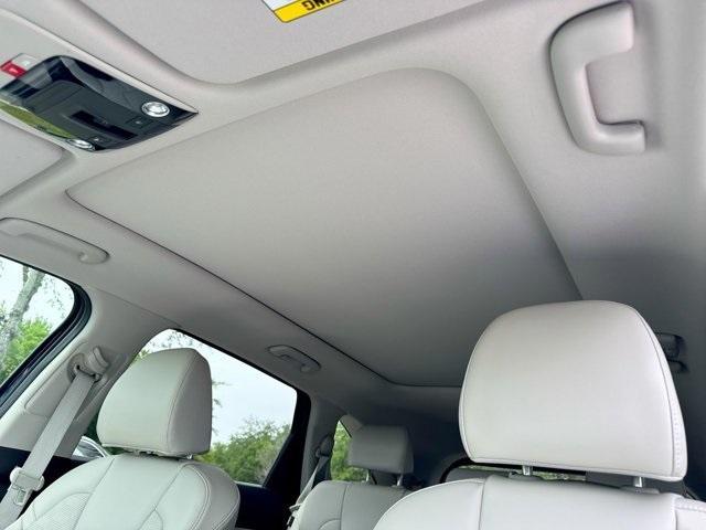 new 2025 Kia Sorento car, priced at $35,735