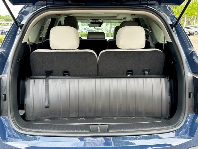 new 2025 Kia Sorento car, priced at $35,735