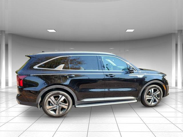 used 2023 Kia Sorento Hybrid car, priced at $31,990