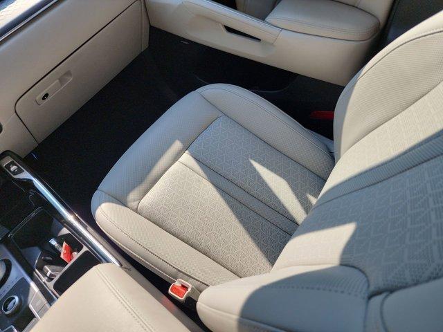 used 2023 Kia Sorento Hybrid car, priced at $31,990