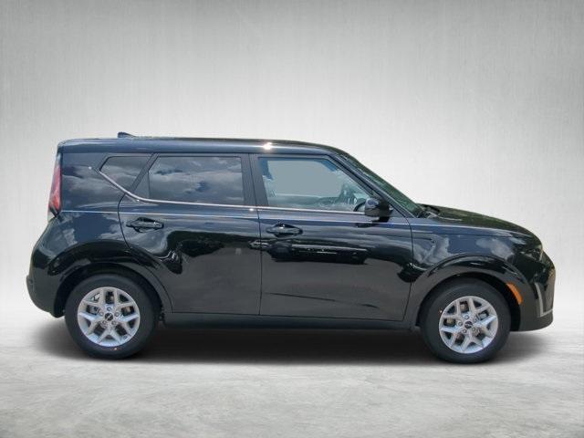 new 2025 Kia Soul car, priced at $22,405