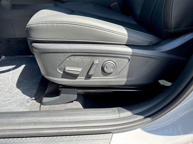 new 2025 Kia Sorento car, priced at $34,797