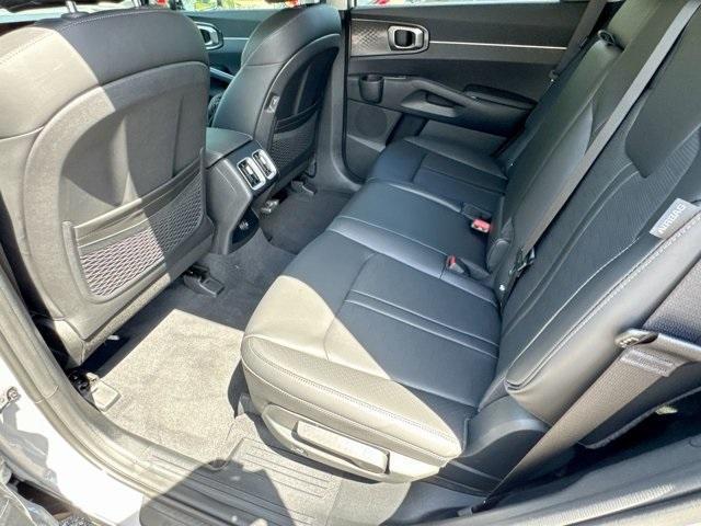 new 2025 Kia Sorento car, priced at $34,797