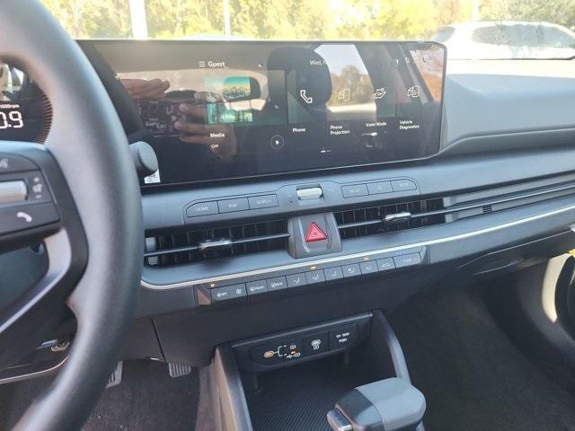 new 2025 Kia K4 car, priced at $24,470