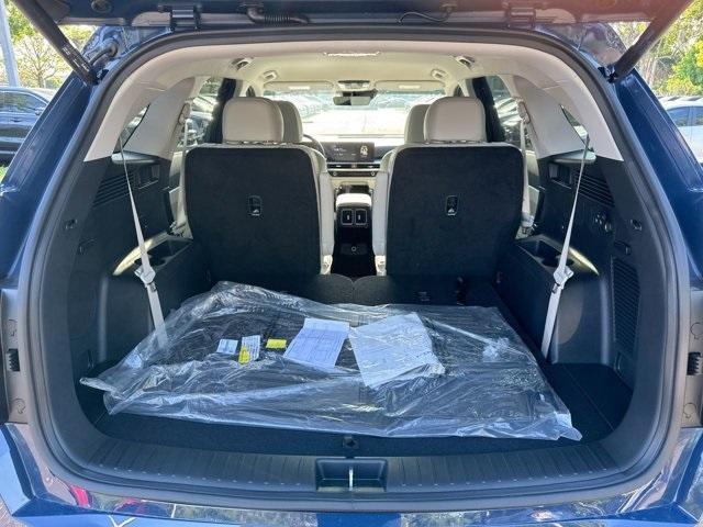 new 2025 Kia Sorento car, priced at $35,823
