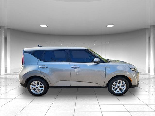 new 2025 Kia Soul car, priced at $24,205