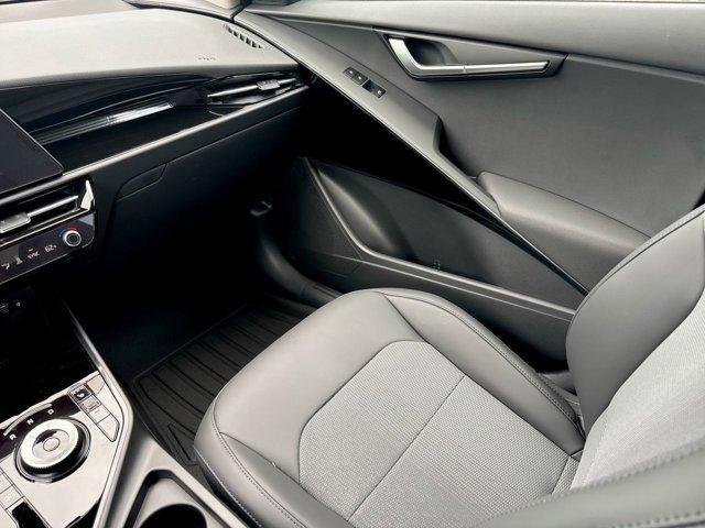 new 2025 Kia Niro EV car, priced at $35,755