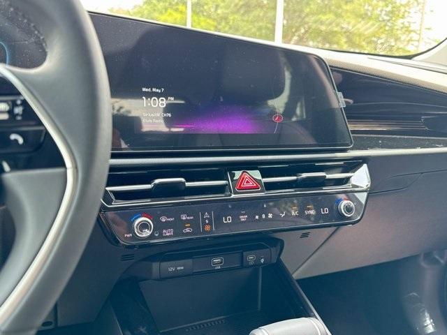 new 2025 Kia Niro car, priced at $31,230