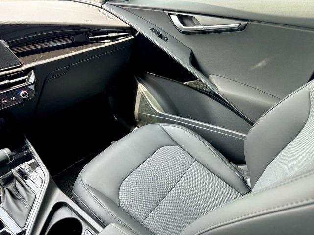 new 2025 Kia Niro car, priced at $31,230