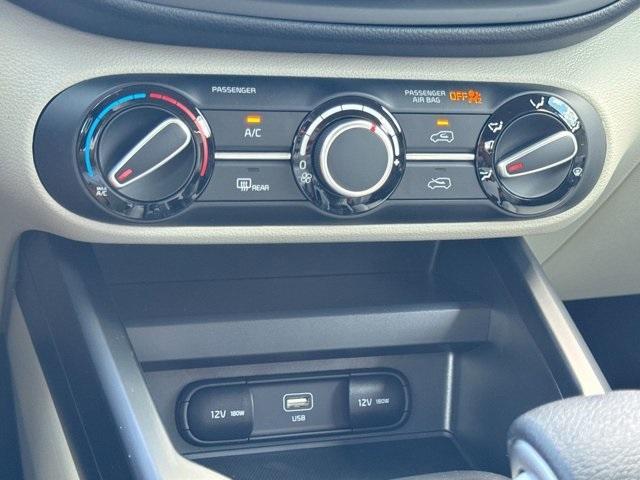 new 2025 Kia Soul car, priced at $22,875