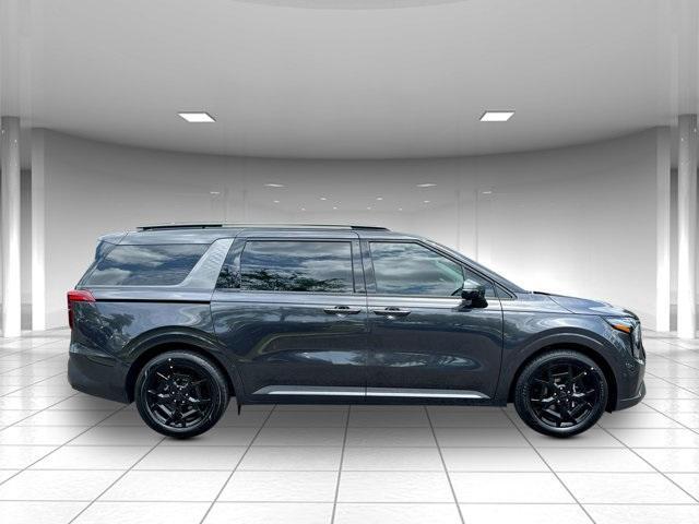 new 2025 Kia Carnival car, priced at $50,895