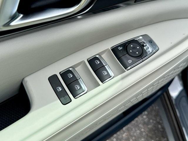 new 2025 Kia Carnival car, priced at $50,895