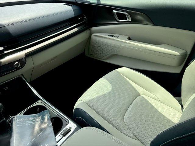 new 2025 Kia Carnival car, priced at $51,895