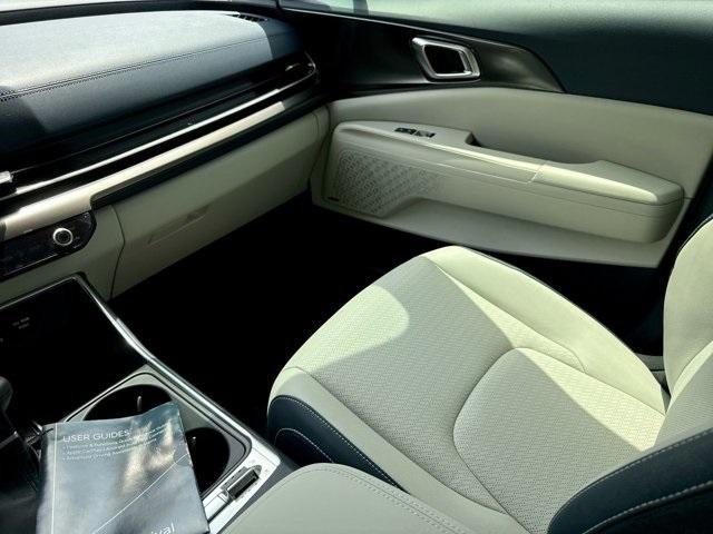 new 2025 Kia Carnival car, priced at $50,895