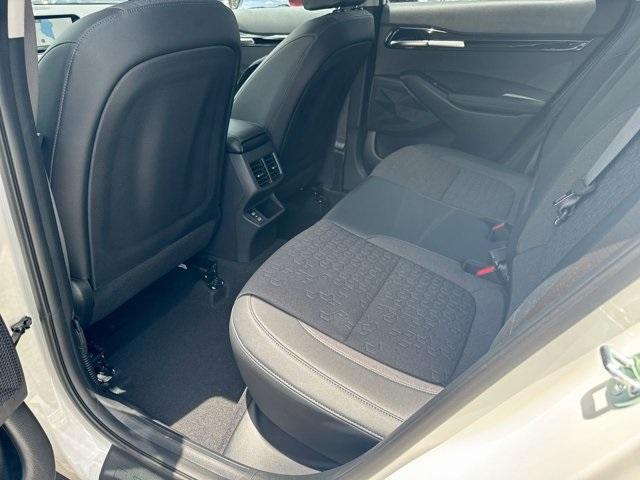 new 2025 Kia Seltos car, priced at $26,935