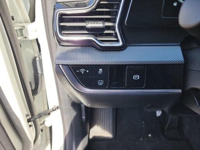 used 2023 Kia Sportage Hybrid car, priced at $22,531