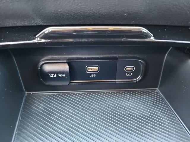 used 2023 Kia Sportage Hybrid car, priced at $22,531