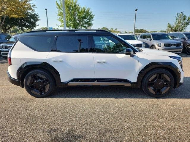 new 2026 Kia EV9 car, priced at $68,770