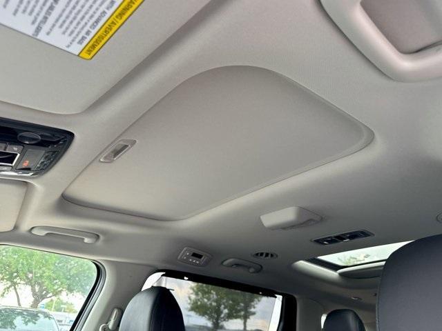 new 2025 Kia Carnival car, priced at $51,260