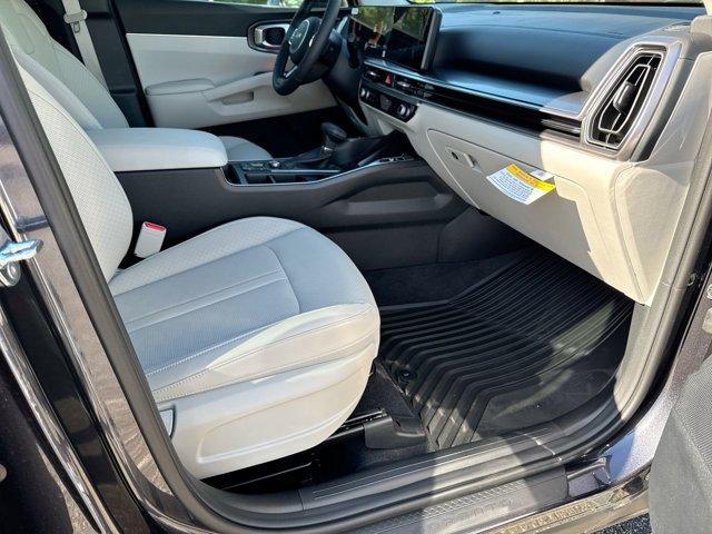 new 2025 Kia Sorento car, priced at $34,489