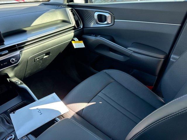 new 2025 Kia Sorento car, priced at $39,603