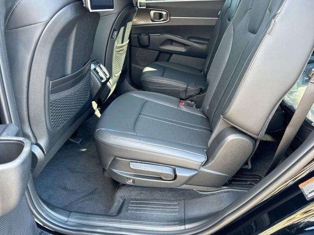 new 2025 Kia Sorento car, priced at $39,603