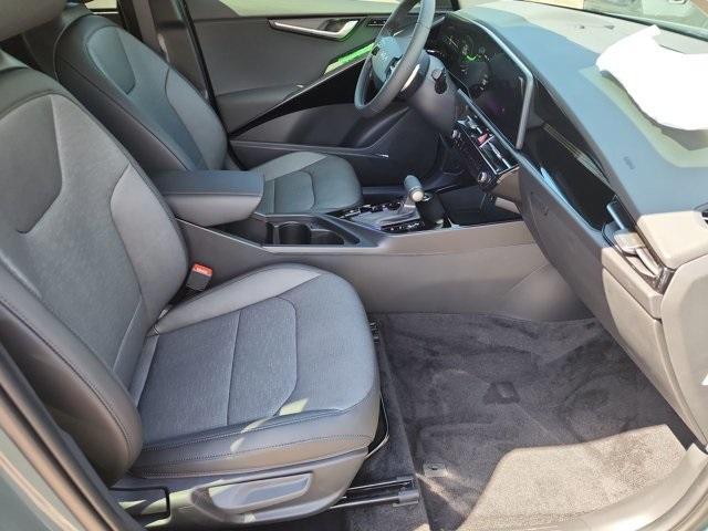 new 2025 Kia Niro car, priced at $33,110