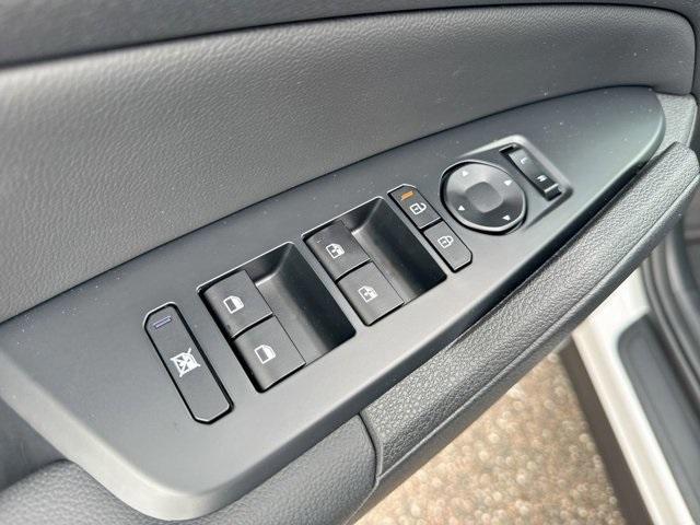 used 2026 Kia Sportage car, priced at $31,999