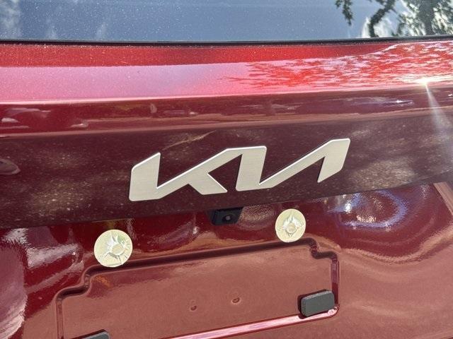new 2025 Kia Sorento car, priced at $35,823