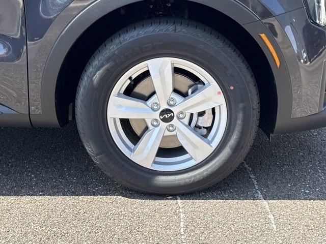 new 2025 Kia Sorento car, priced at $30,949