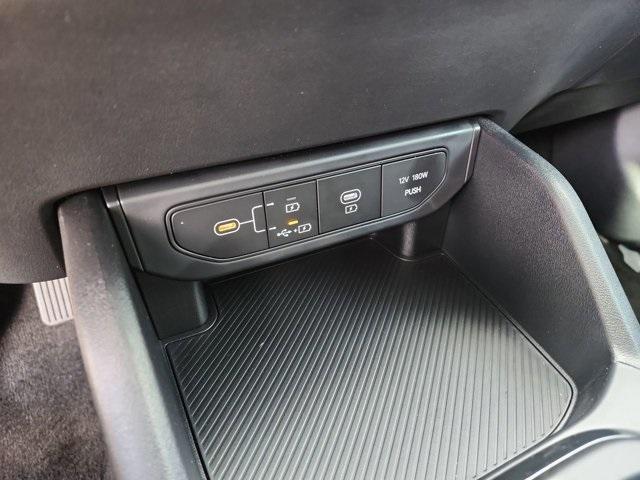 new 2025 Kia K4 car, priced at $23,975