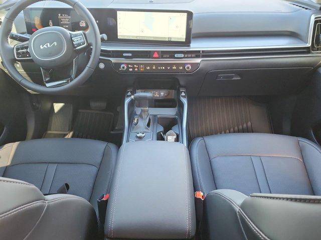 new 2025 Kia Sorento car, priced at $35,076