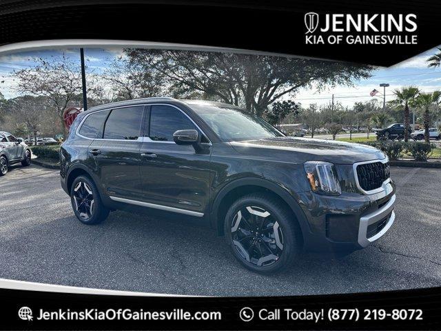 used 2023 Kia Telluride car, priced at $38,330