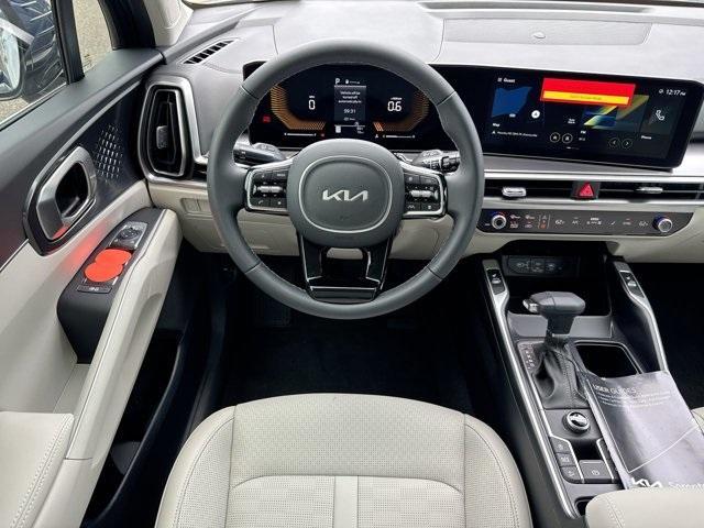 new 2025 Kia Sorento car, priced at $35,951