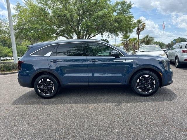 new 2025 Kia Sorento car, priced at $35,951
