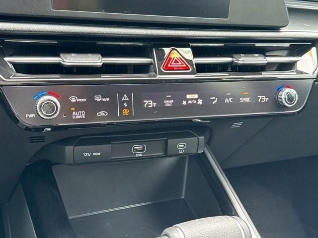 new 2025 Kia Niro car, priced at $27,780