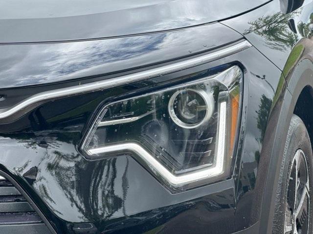 new 2025 Kia Niro car, priced at $27,780