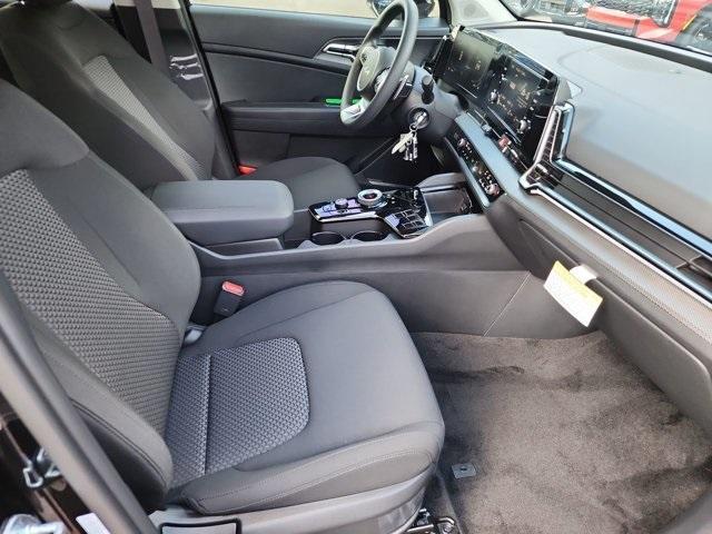 new 2025 Kia Sportage Hybrid car, priced at $29,090