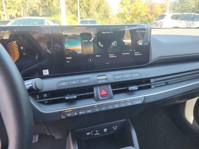 new 2025 Kia K4 car, priced at $24,075