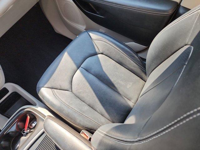 used 2022 Chrysler Pacifica Hybrid car, priced at $25,529