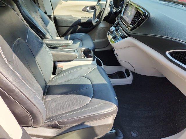 used 2022 Chrysler Pacifica Hybrid car, priced at $25,529