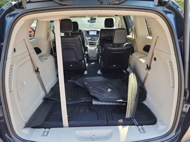 used 2022 Chrysler Pacifica Hybrid car, priced at $25,529