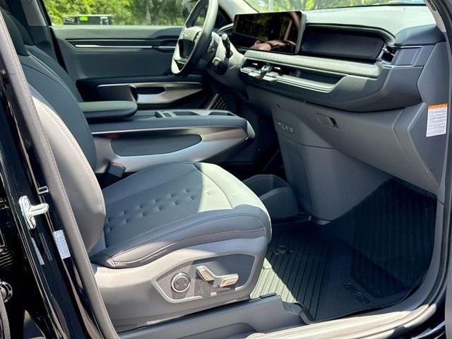 new 2026 Kia EV9 car, priced at $62,440