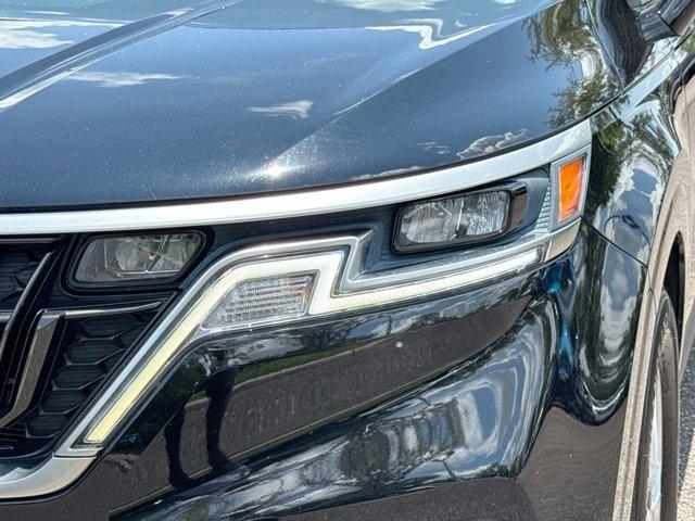 used 2023 Kia Carnival car, priced at $29,261