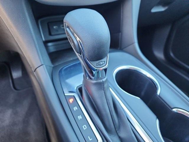 used 2023 Chevrolet Equinox car, priced at $21,499