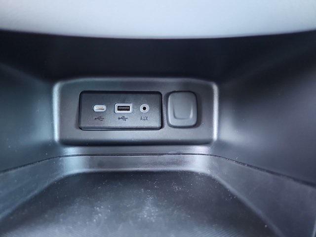 used 2023 Chevrolet Equinox car, priced at $21,499