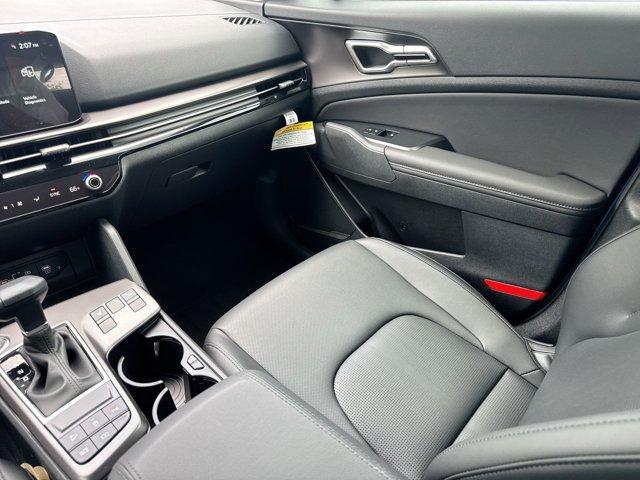 new 2026 Kia Sportage car, priced at $33,685